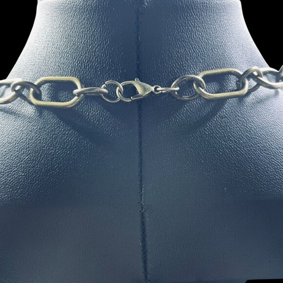 Statement Medallion Necklace Boho Vintage Brass Tone Amber Glass Pendant 19" - Picture 6 of 7